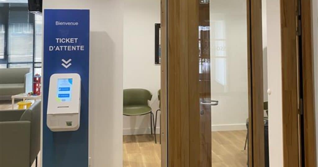 Cas client infirmière protestante de Lyon